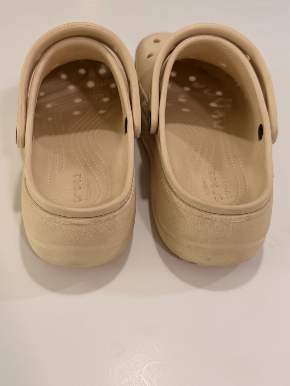 Crocs Iconic Comfort Chunky Platform Slip On Clogs Beige Tan Size 9 - Picture 4 of 9